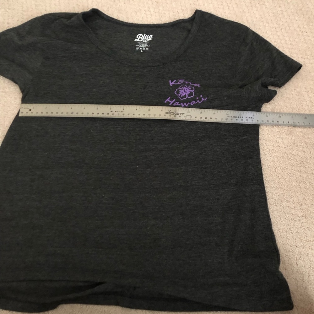 NWOT. T-Shirt by Blue 84. - Picture 5 of 6